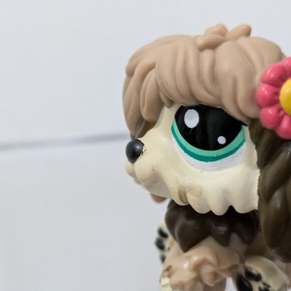 Littlest Pet Shop Sheepdog with Pink Daisy Flower and Green Eyes #1816 Figure - Picture 11 of 12
